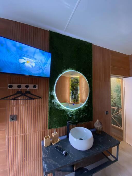 Esprit Bali ....Love Spa, Sauna De Luxe A Mulhouse Exterior foto